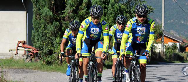 Colombia pretende saldar una cuenta en el Tour del Porvenir | Este es el sexteto del 4-72-Colombia que inicia, hoy, su participación en el Tour del Porvenir-2013. Buena escuadra. FOTO cortesía.