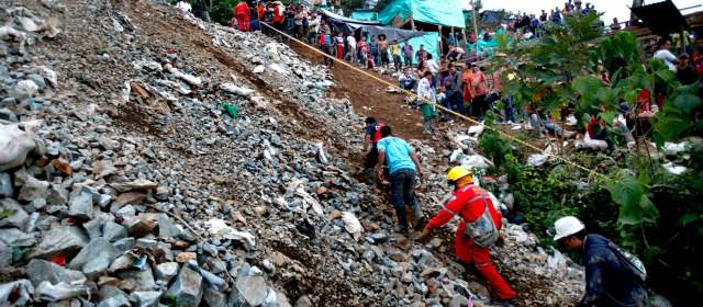 Buscan a cuatro personas en una mina de Buriticá | La emergencia se registró en la mañana de ayer en el sector de San Román, una zona rural que está a 15 minutos de la cabecera municipal de Buriticá. FOTO JUAN ANTONIO SÁNCHEZ