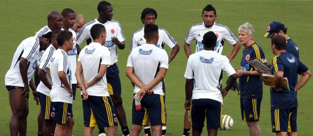 Selección Colombia de Mayores ya entrena para amistoso frente a Guatemala | El ausente de la convocatoria es James Rodríguez, quien se encuentra en proceso de recuperación por una lesión muscular. FOTO ARCHIVO
