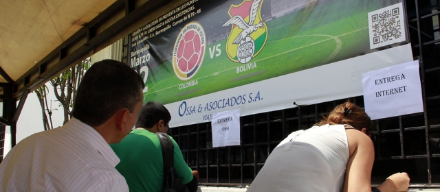 La entrega de la boletería para el partido de la Selección Colombia del próximo viernes contra su par de Bolivia en la Eliminatoria empezó el pasado lunes en Barranquilla. FOTOGRAFÍA COLPRENSA