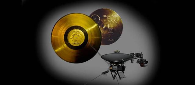 Hazaña: Voyager 1 habría salido del Sistema Solar | Las dos Voyager portan discos de oro con datos sobre la ubicación de la Tierra y el Sistema Solar, además de información sobre humanos: música, saludos en distintos idiomas, etc. FOTO CORTESÍA-JPL