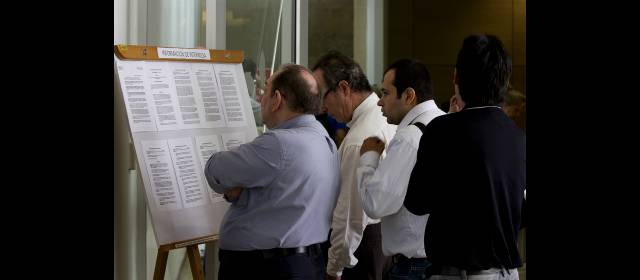 La acción de Interbolsa se volverá a cotizar el lunes 19 | Los inversionistas siguen atentos a la liquidación de la firma Interbolsa. FOTO DONALDO ZULUAGA