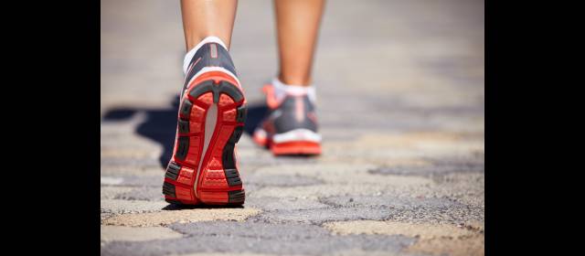 Camine para prevenir derrames | Según la investigación, caminar es más preventivo que otras actividades físicas como montar en bicicleta. FOTO SHUTTERSTOCK