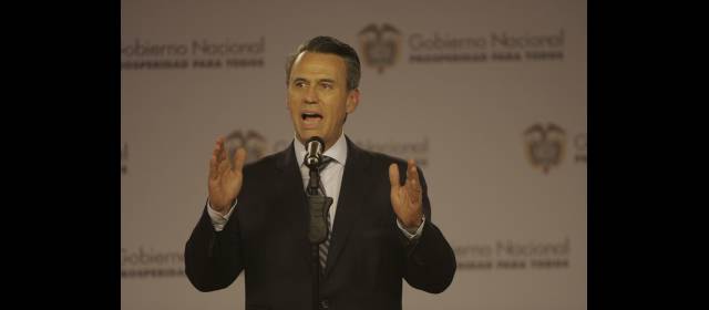 Reforma sobre baldíos irá al Congreso en octubre | El ministro de Agricultura, Rubén Darío Lizarralde, dijo que el proyecto no resolverá casos como el de Riopaila. FOTO COLPRENSA