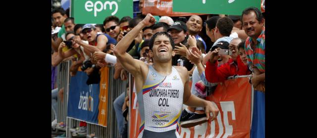 Quinchará: ¡plata que vale oro… | En Guatapé vibraron con el segundo lugar de Quinchará. FOTO JAIME PÉREZ