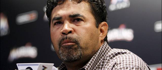 Los Marlins suspenden por cinco partidos a su manager por declaraciones sobre Fidel Castro | AP | Ozzie Guillén, manager de Los Marlins.