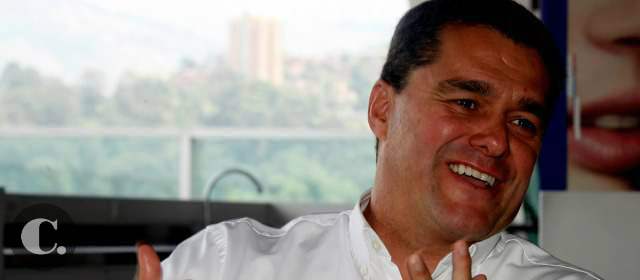 Su estrategia de humanizar la banca es clave para el crecimiento de 2014. FOTO JULIO CÉSAR HERRERA