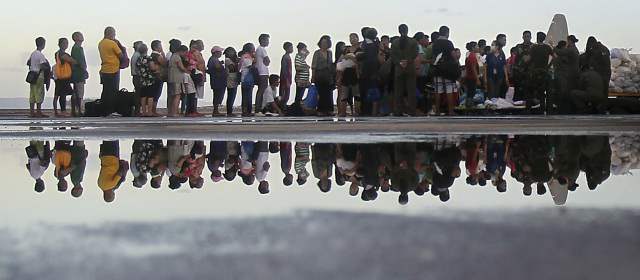 Gobierno filipino aseguró que tifón Haiyan dejó por lo menos 4.460 muertos | Foto AP