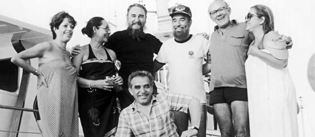 Era político, era escritor del Boom | García Márquez de vacaciones con el expresidente López Michelsen y Fidel Castro. FOTOS ARCHIVO