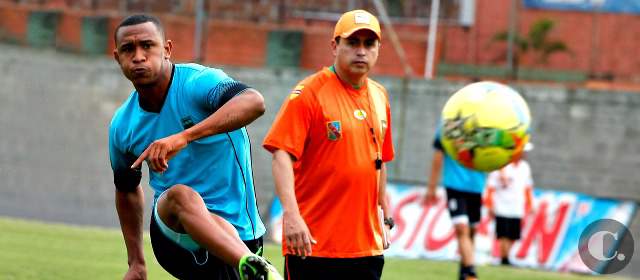 Envigado urge de una victoria | Ángelo Rodríguez, quien pasó por Nacional y Real Cartagena, es la esperanza de gol en Envigado para visitar este sábado a Uniautónoma de Barranquilla. FOTO JULIO CÉSAR HERRERA