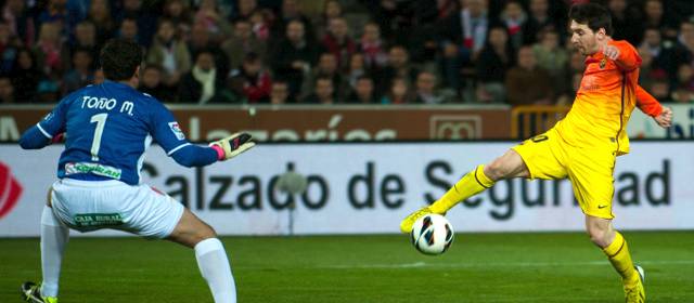 Messi no se cansa de anotar y superó la barerra de los 300 goles con el Barcelona |