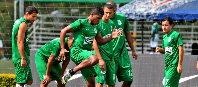 El juego se realizará este jueves en el Atanasio con la presencia en la nómina verde de Santiago Tréllez y César Quintero. FOTO JUAN ANTONIO SÁNCHEZ