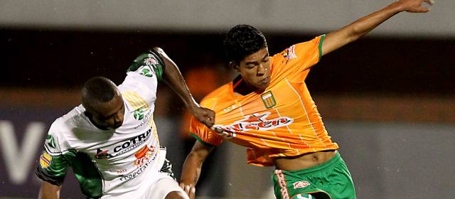 Liga Postobón: Envigado empató de local y complica su clasificación | Yulián Mejía marcó el gol naranja a los 24 del primer tiempo. FOTO JULIO CÉSAR HERRERA