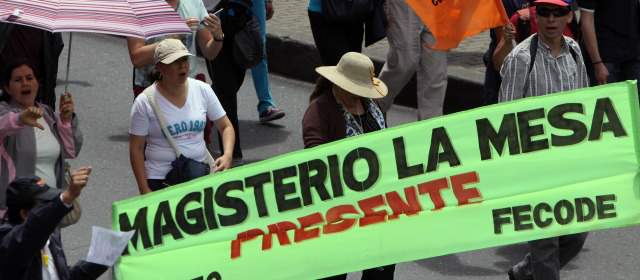Nivelación salarial para maestros a partir de junio | Los maestros no realizaban un paro nacional desde 2007. Ahora logran acuerdo para mejorar condiciones laborales. FOTO COLPRENSA