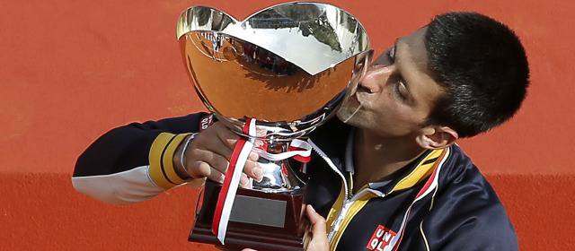 Novak Djokovic conquistó por primera vez en su carrera el Masters 1000 de Montecarlo. FOTO AP