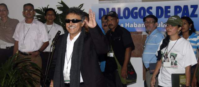Apoyo de J. Carter a esfuerzos de diálogo | Las propuestas de las Farc fueron presentadas por Jesús Santrich, de las Farc. FOTO COLPRENSA