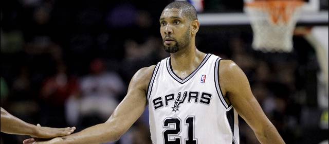 Spurs aseguran mejor marca en el Oeste; clasifican Sixers en el Este | FOTO AP