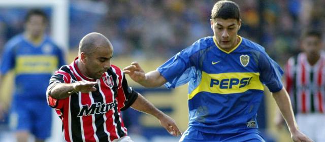 Sebastián Battaglia le dice adiós al fútbol | Battaglia ganó con la camiseta xeneise siete ligas, cuatro veces la Copa Libertadores, dos la Intercontinental, una la Sudamericana y en tres ocasiones la Recopa Sudamericana. FOTO ARCHIVO REUTERS