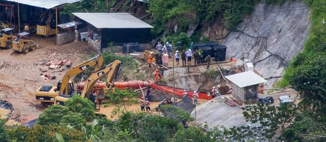 El milagro a orillas del Calderas no fue completo | Panorámica del frente de trabajo en que ocurrió la emergencia, donde se construye el túnel, en el proyecto, en la vereda El Silencio. FOTOS ESTEBAN VANEGAS