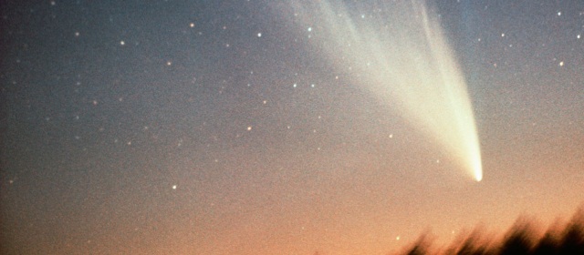 Si se comporta como hasta hoy, que se halla muy lejos, el cometa ISON sería la gran atracción astronómica de la segunda mitad de 2013. En la foto, el cometa C-West (1976). FOTO Cortesía ESO