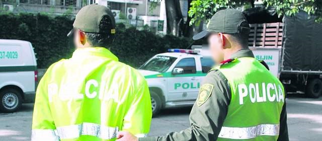 Cuatro policías fueron cobijados con medida de aseguramiento de detención domiciliaria por el supuesto delito de tortura agravada contra dos menores que fueron retenidos en el CAI de El Poblado. FOTO ARCHIVO