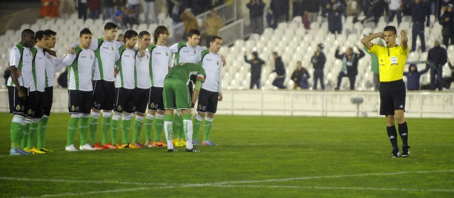 Los futbolistas del equipo se negaron a jugar contra la Real Sociedad por falta de pago. FOTO AFP