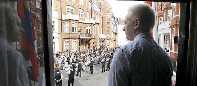 Julian Assange, seis meses encerrado en embajada de Ecuador en Londres |