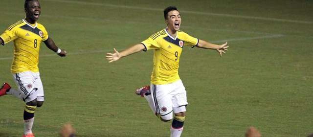 Sub-20 pelea título; las damas abren ciclo | Festejo de los jugadores de Colombia en Japón. FOTO COLFÚTBOL