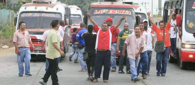 Ocho heridos y más de 50 detenidos dejan protestas de transportadores en Cali | Colprensa |