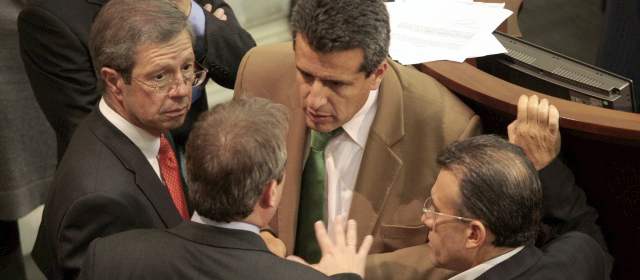 Reforma a la Justicia no se aleja de la polémica |