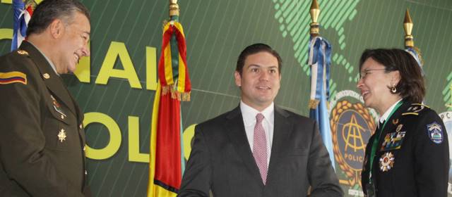 Viene más acción contra las Farc, dice el Ministro de Defensa | Róbinson Sáenz | El ministro Juan Carlos Pinzón hizo parte de la clausura de la Reunión de Jefes de Policía de Ameripol en Medellín.