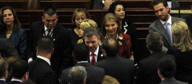 El presidente aclaró que la medida empezará a regir a partir de 2018, cuando termine su periodo. FOTO COLPRENSA