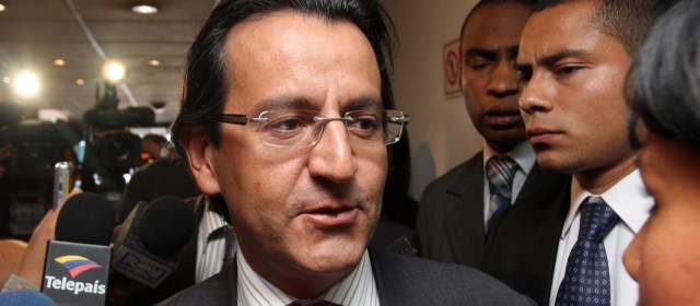 Edmundo del Castillo dijo que son "infames" las acusaciones de vínculos con los Nule |