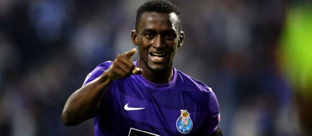 Jackson empezó a sonar en la Champions con su "Chachachá" | En el estadio Dragao, y con uniforme alterno, Jackson anotó en el torneo que le restaba en Portugal: la Champions. FOTO REUTERS