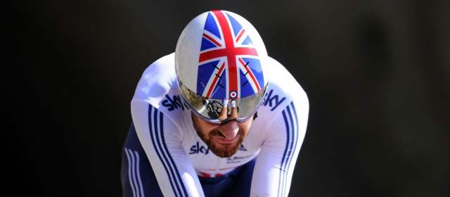 Wiggins voló para destronar a Martin | El inglés corrió a una velocidad de 50.1 km para triunfar. FOTO afp