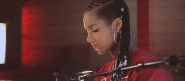 Alicia Keys lanza una nueva canción en Facebook | Foto Facebook Alicia Keys