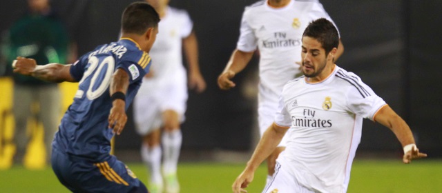 Los dos equipos se sobrepusieron a duras penas al tremendo calor que reinaba en Glendale. FOTO AP