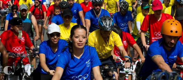 El Día Olímpico se celebró dando pedal | El Día Olímpico se celebró ayer en Medellín, con buena participación de deportistas, quienes disfrutaron sobre ruedas. FOTO EDWIN BUSTAMANTE