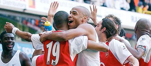 Thierry Henry | Reuters | Milan y Arsenal afrontan este miércoles, en terreno milanés, un primera asalto de los octavos de final de la Liga de Campeones