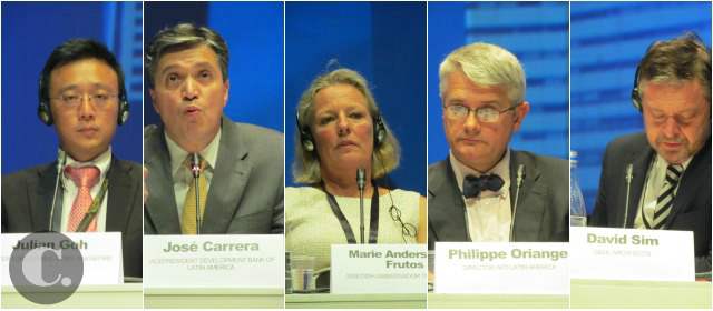 La Medellín donde vivimos hoy es un ejemplo para el mundo | Julian Goh, José A. Carrera, Marie Anderson de Frutos, Philippe Oriange y David Sim fueron unos de los invitados que trajo la Alcaldía al Foro Urbano Mundial. Los expositores participaron en la conferencia Medellín, una ciudad para la vida. FOTOS FERNANDA CAÑAS C.