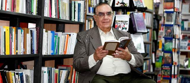 Las universidades hacen libros | 13 personas conforman el grupo de la editorial UPB, con la dirección de Juan José García Posada. FOTO JULIO CÉSAR HERRERA