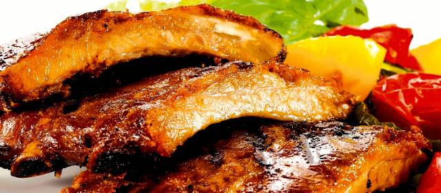 Receta para preparar Costillas de cerdo | Foto: Shutterstock
