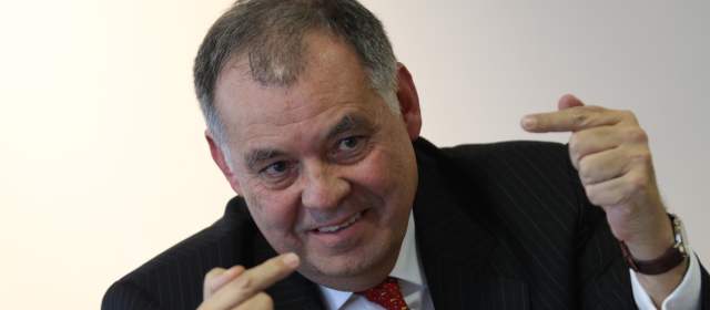 Procurador pidió al Congreso ley para precios de combustibles |