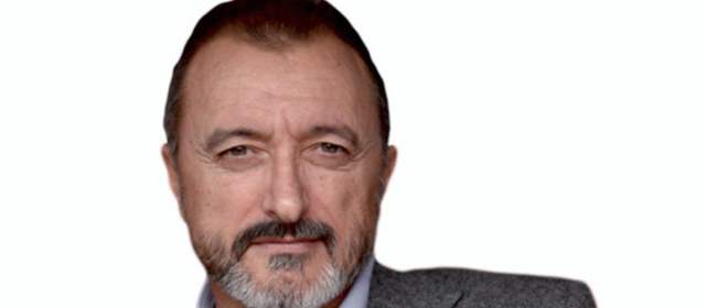Pérez-Reverte terminó su nueva novela El tango de la guardia vieja |