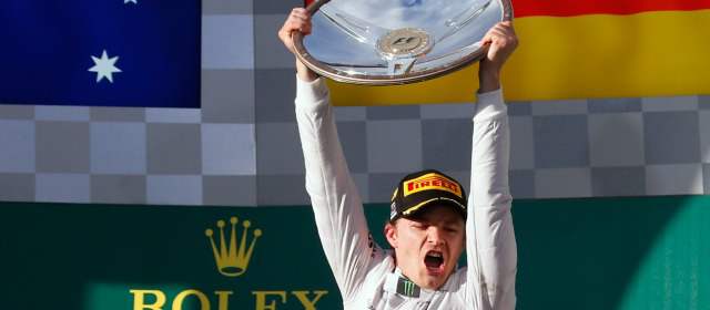 Desastre para Vettel y Hamilton en Australia; Rosberg es el líder |