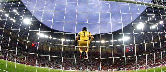 Eurocopa: Íker Casillas fue la figura en la victoria de España sobre Croacia | FOTO REUTERS