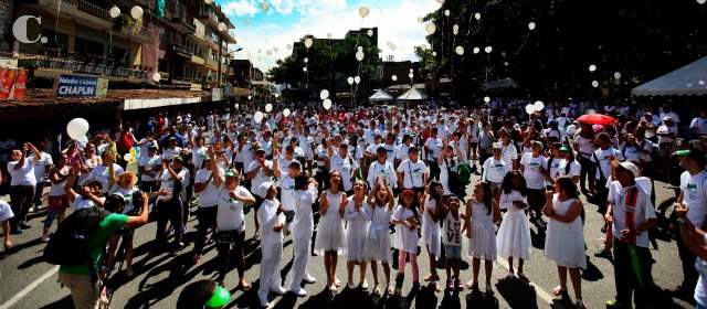 Sesenta mil mujeres dejaron el miedo en casa | Envigado fue uno de los municipios del Valle de Aburrá donde más afluencia de mujeres hubo, con cerca de mil que dijeron presentes en la carrera. El evento fue un éxito. FOTO MANUEL SALDARRIAGA