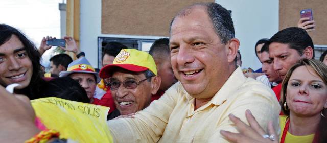 Luis Guillermo Solís ganó en segunda vuelta la presidencia de Costa Rica | Foto: AFP