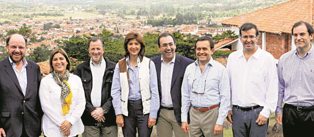 A Alianza Pacífico le falta poco para libre comercio | En Villa de Leyva fue la séptima reunión de cancilleres y ministros de comercio de México, Colombia, Chile y Perú. En el centro, los ministros María Ángela Holguín y Sergio Díaz-Granados. FOTO CORTESÍA