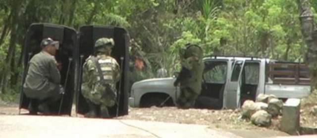 Camioneta del Icbf habría sido cargada de explosivos por la guerrilla |